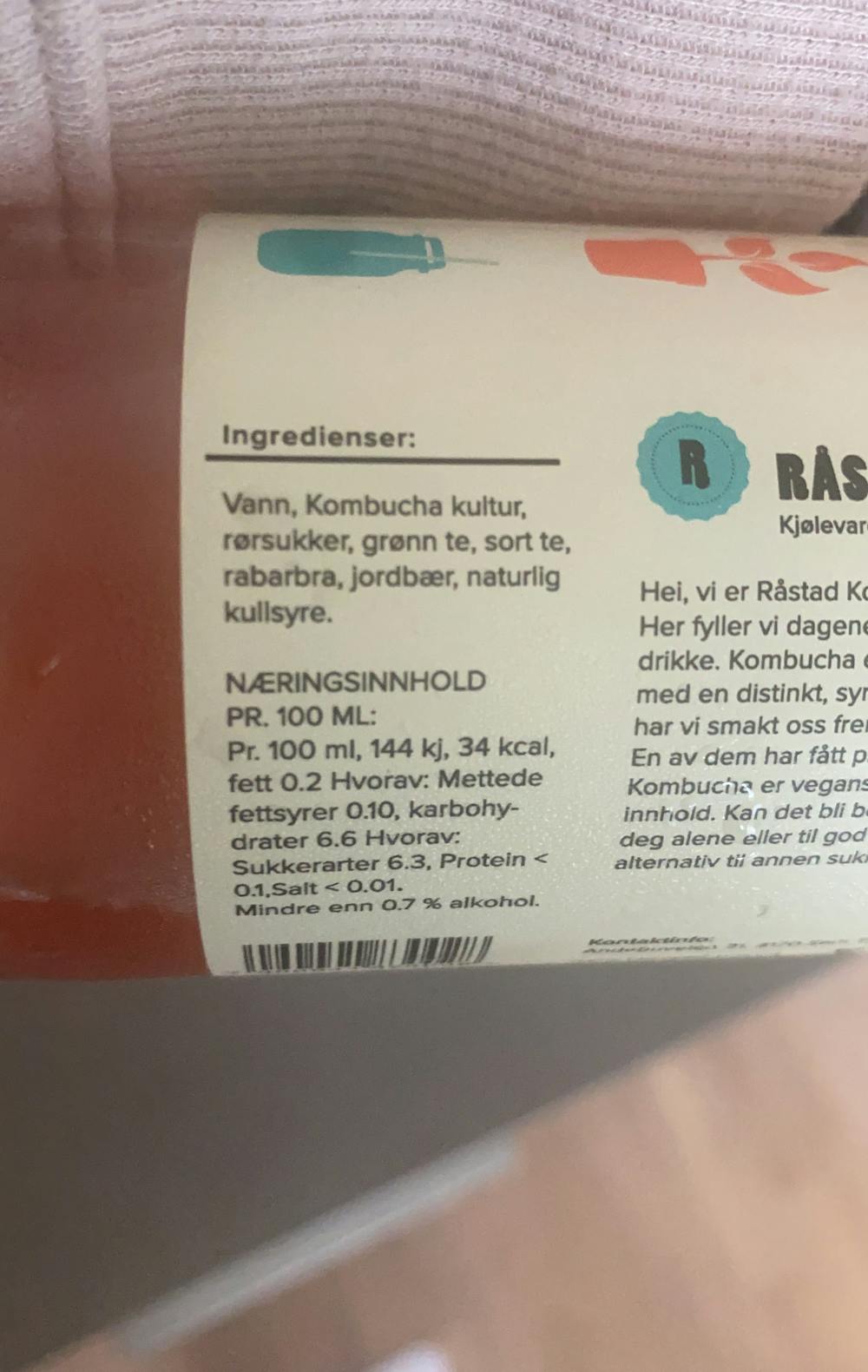 Ingredienslisten til Frisk kombucha, rabarbra og jordbær, Råstad