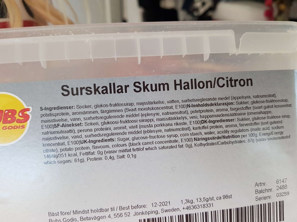 Ingredienslisten til  Surskaller skum hallon/sitron