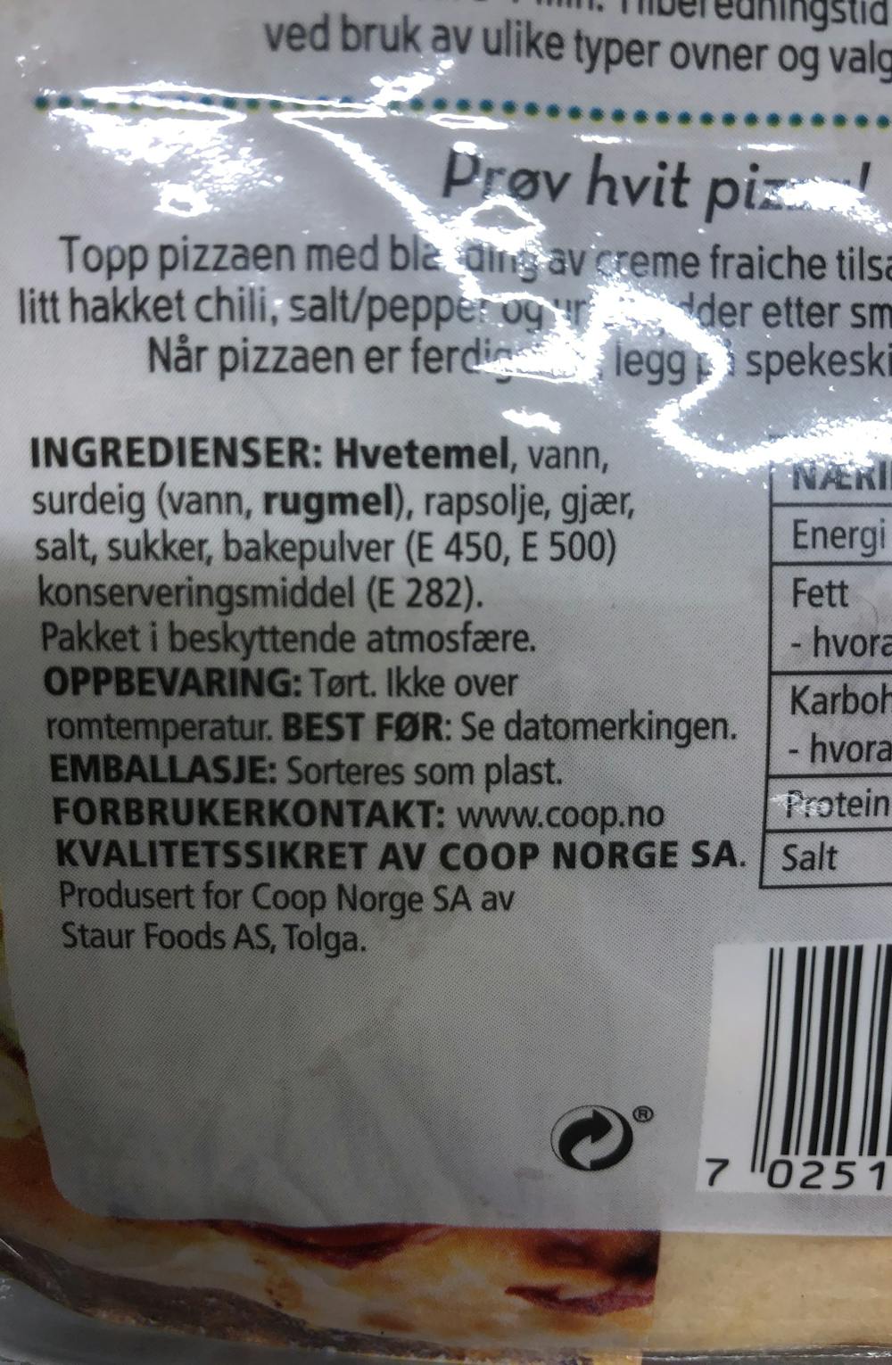 Ingredienslisten til Coop Steinovnsbakte pizzabunner