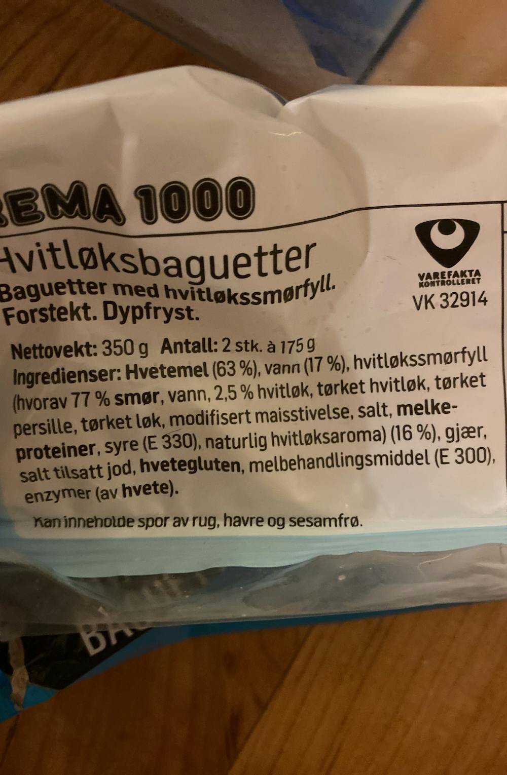 Ingredienslisten til Rema1000 Hvitløksbaguetter