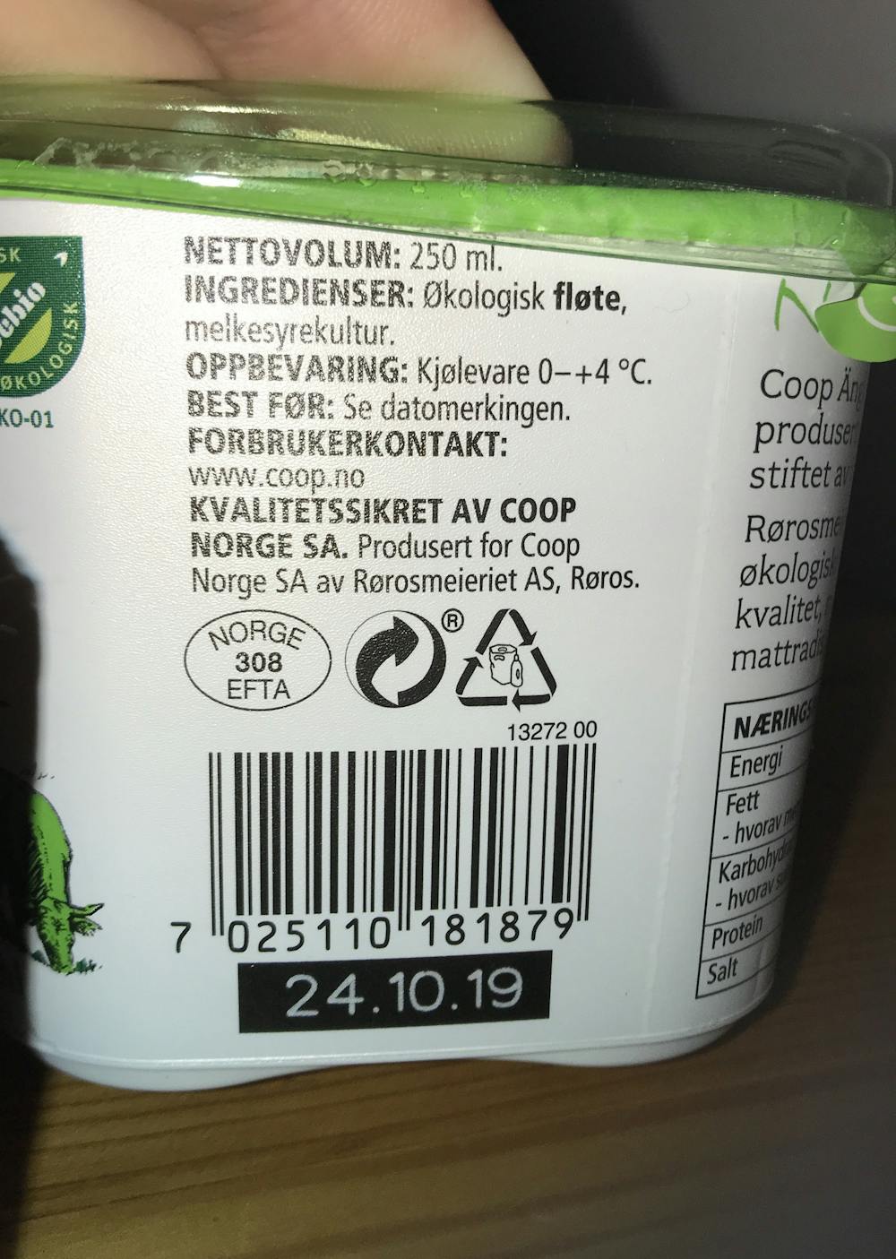 Ingredienslisten til Coop änglamark Økologisk lettrømme rørosmeieriet