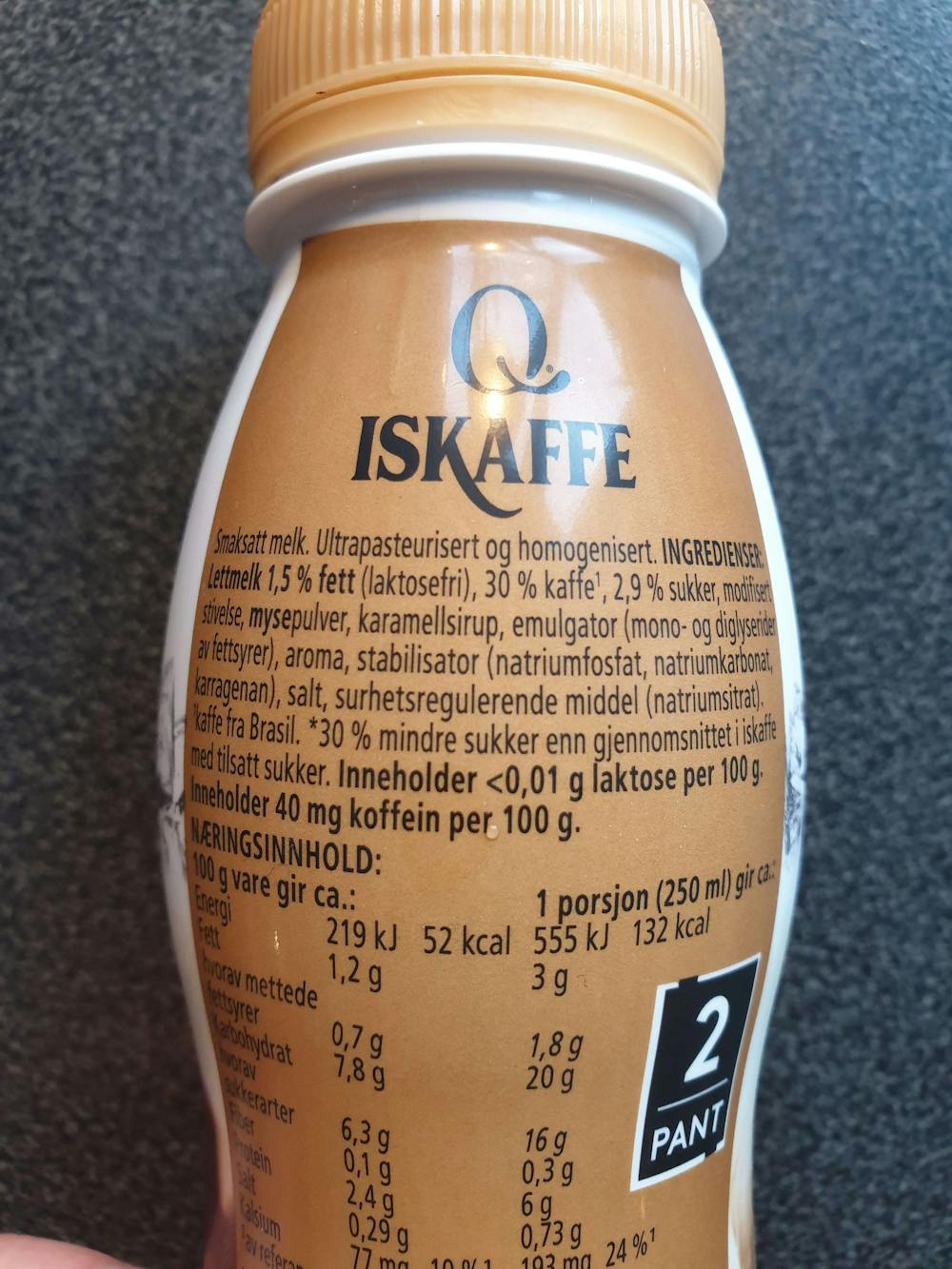 Ingredienslisten til Q-meieriene Iskaffe salted caramel