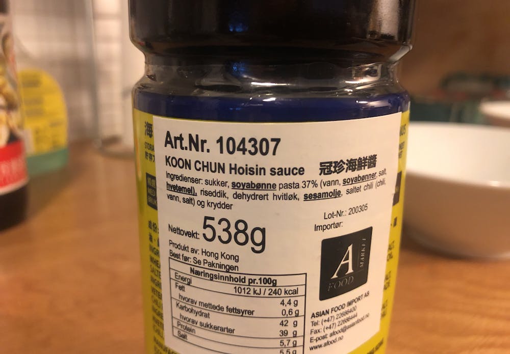 Ingredienslisten til Koon chun Hoisin saus