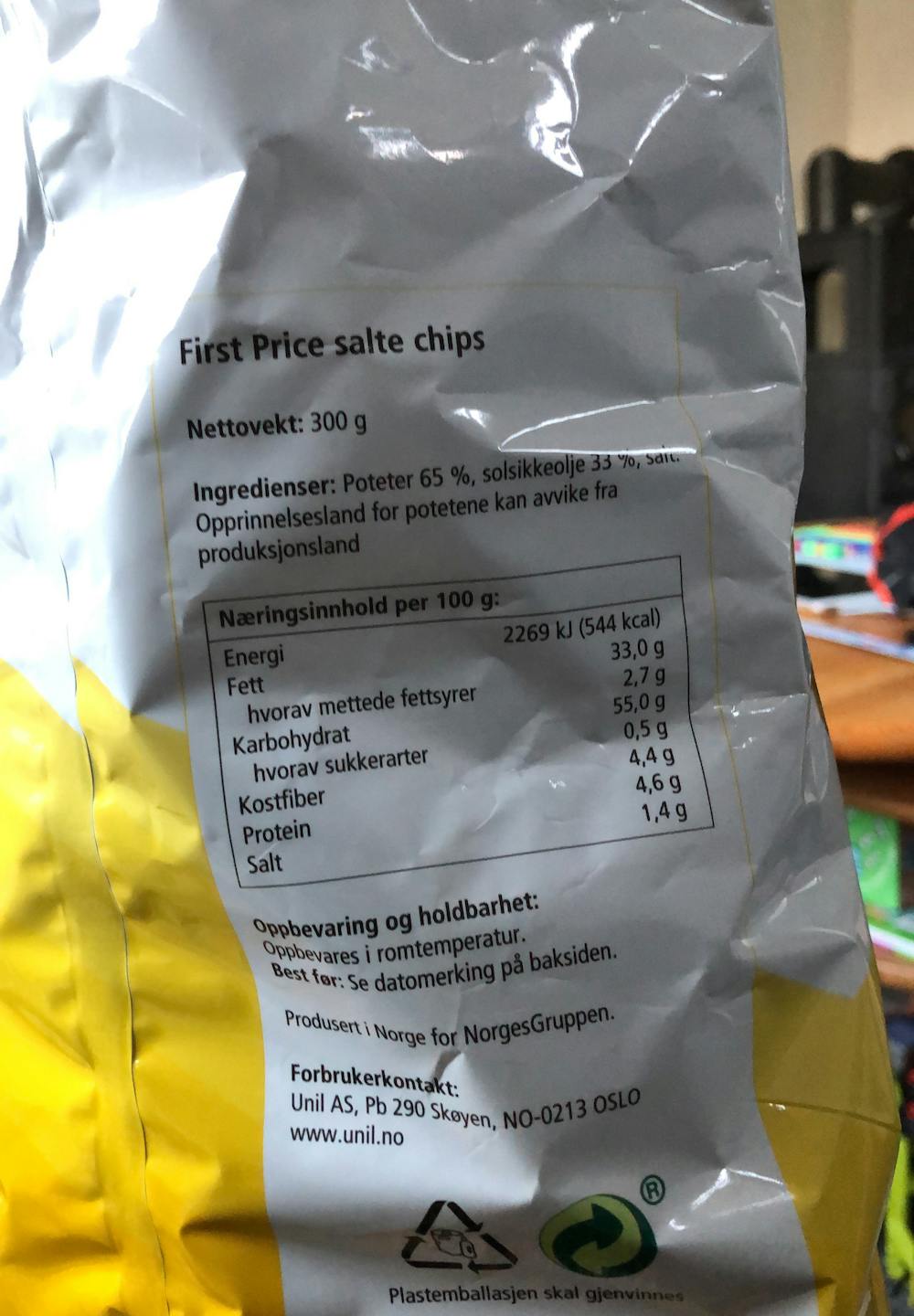 Ingredienslisten til First Price Salte chips 