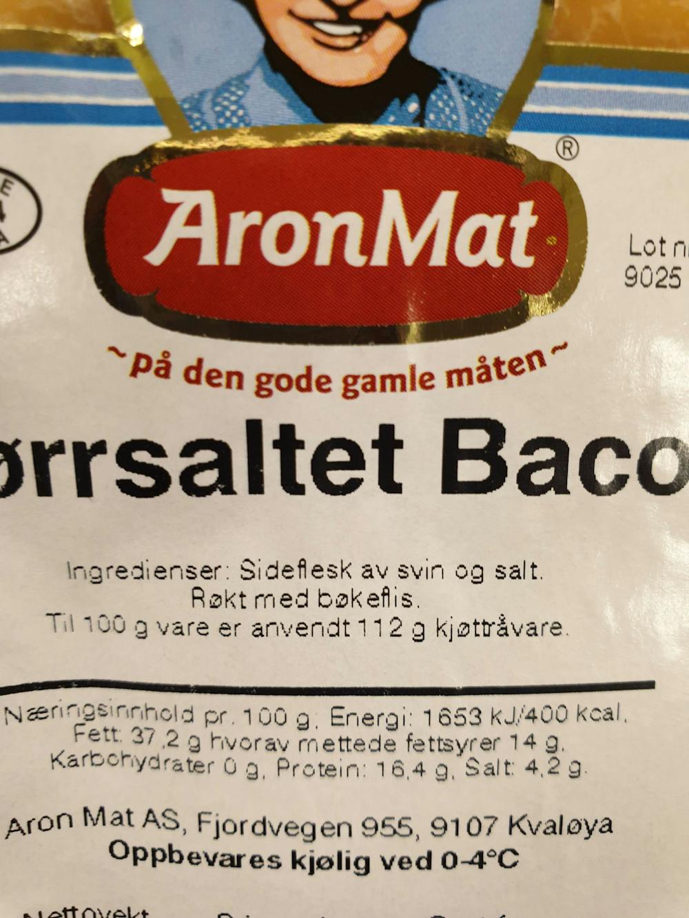 Ingredienslisten til AronMat Tørrsaltet bacon
