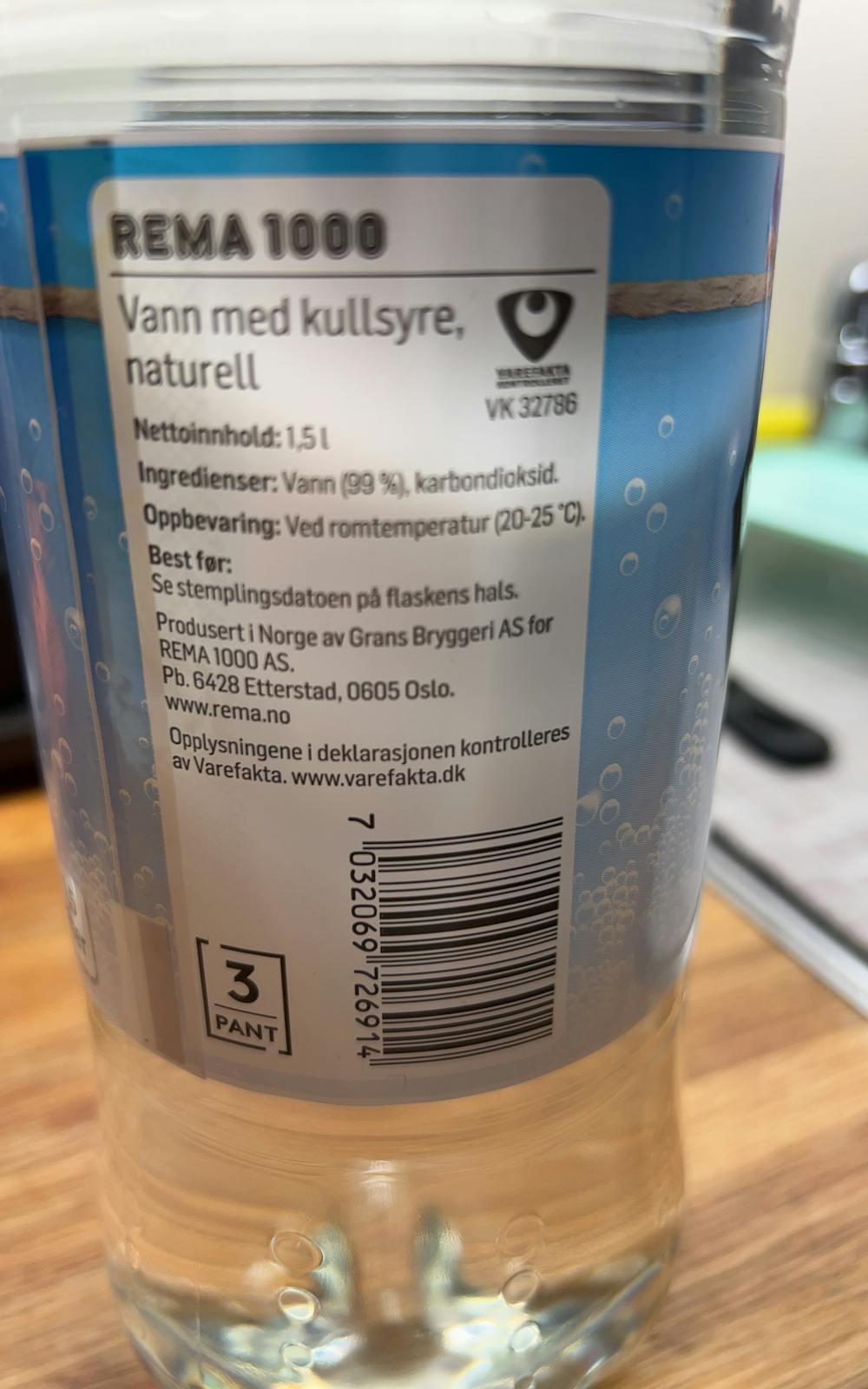 Ingredienslisten til Vann med kullsyre naturell, Rema 1000