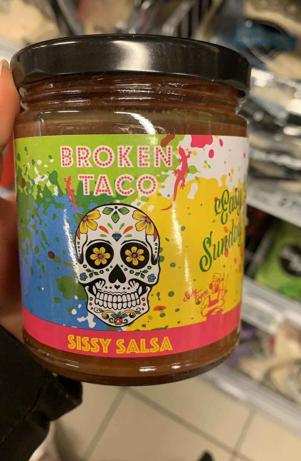 Sissy salsa, Broken taco