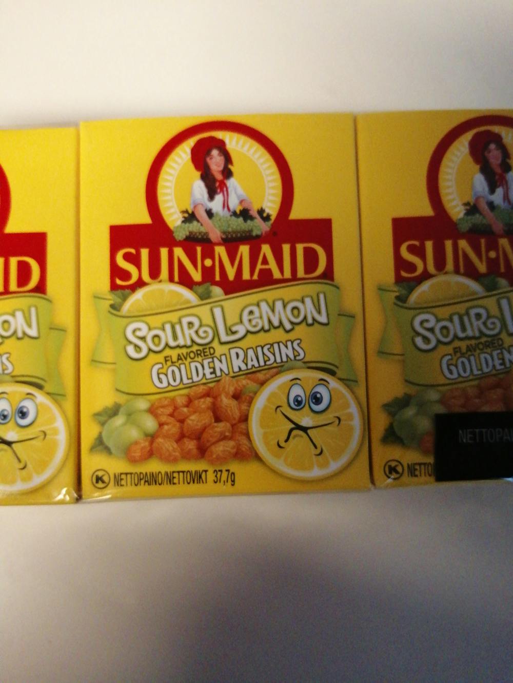 Sour lemon golden raisins, Sunmaid
