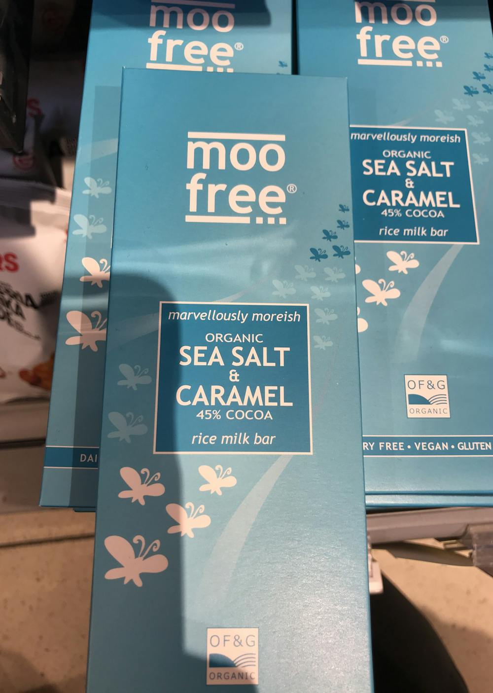 Rice milk bar, sea salt & caramel, Moo free