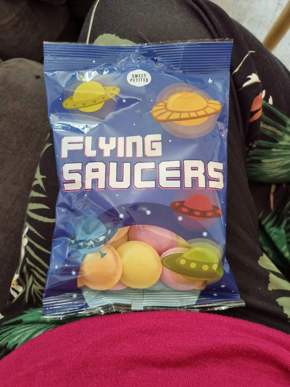 Flying saucers, Sweet petites
