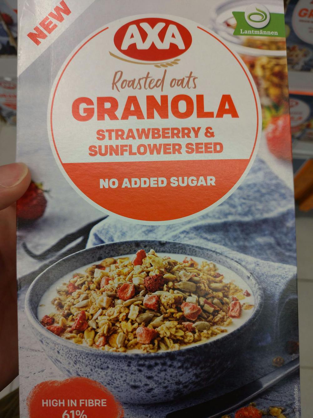 Granola, strawberry & sunflower seeds, AXA