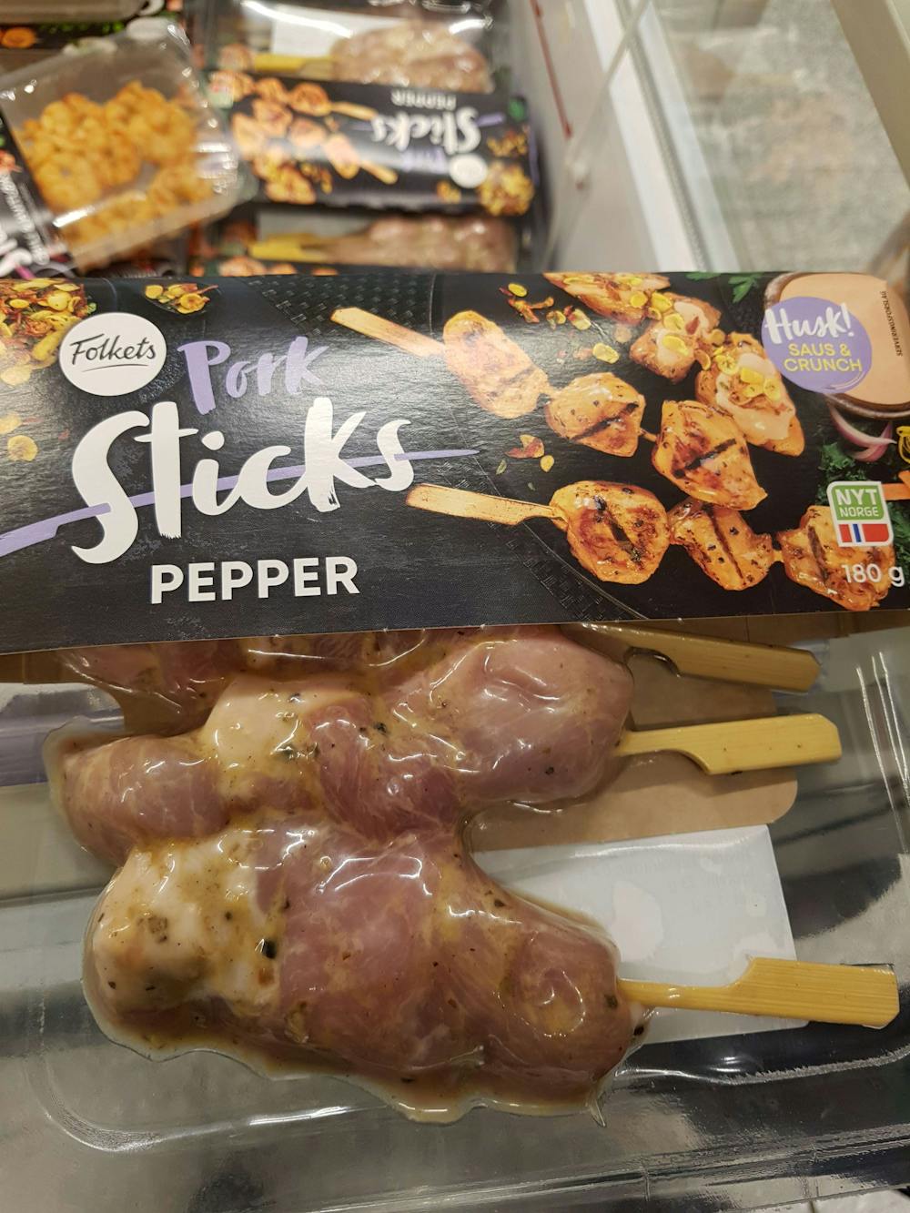 Pork sticks pepper, Folkets
