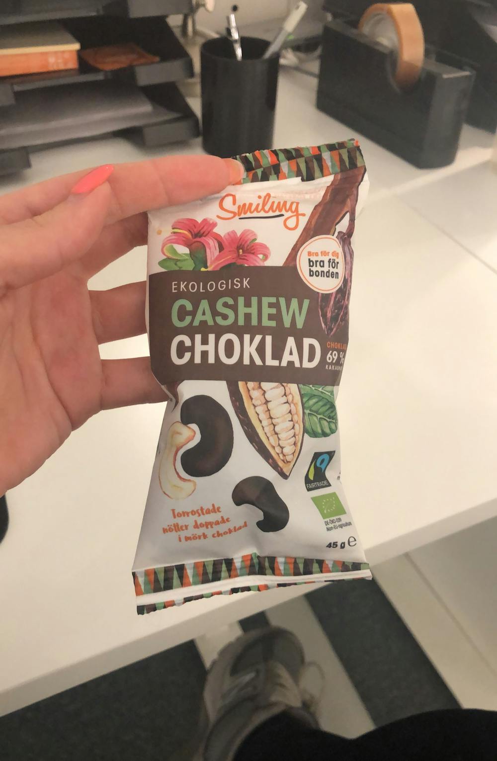 Ekologisk cashew choklad, Smiling
