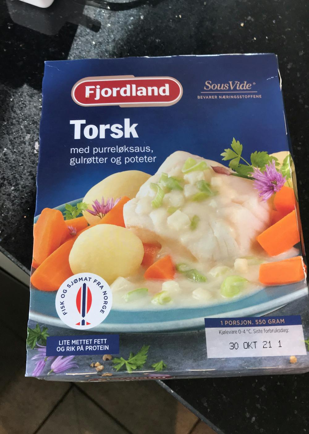 Torsk med purrløksaus, gulrøtter og poteter, Fjordland