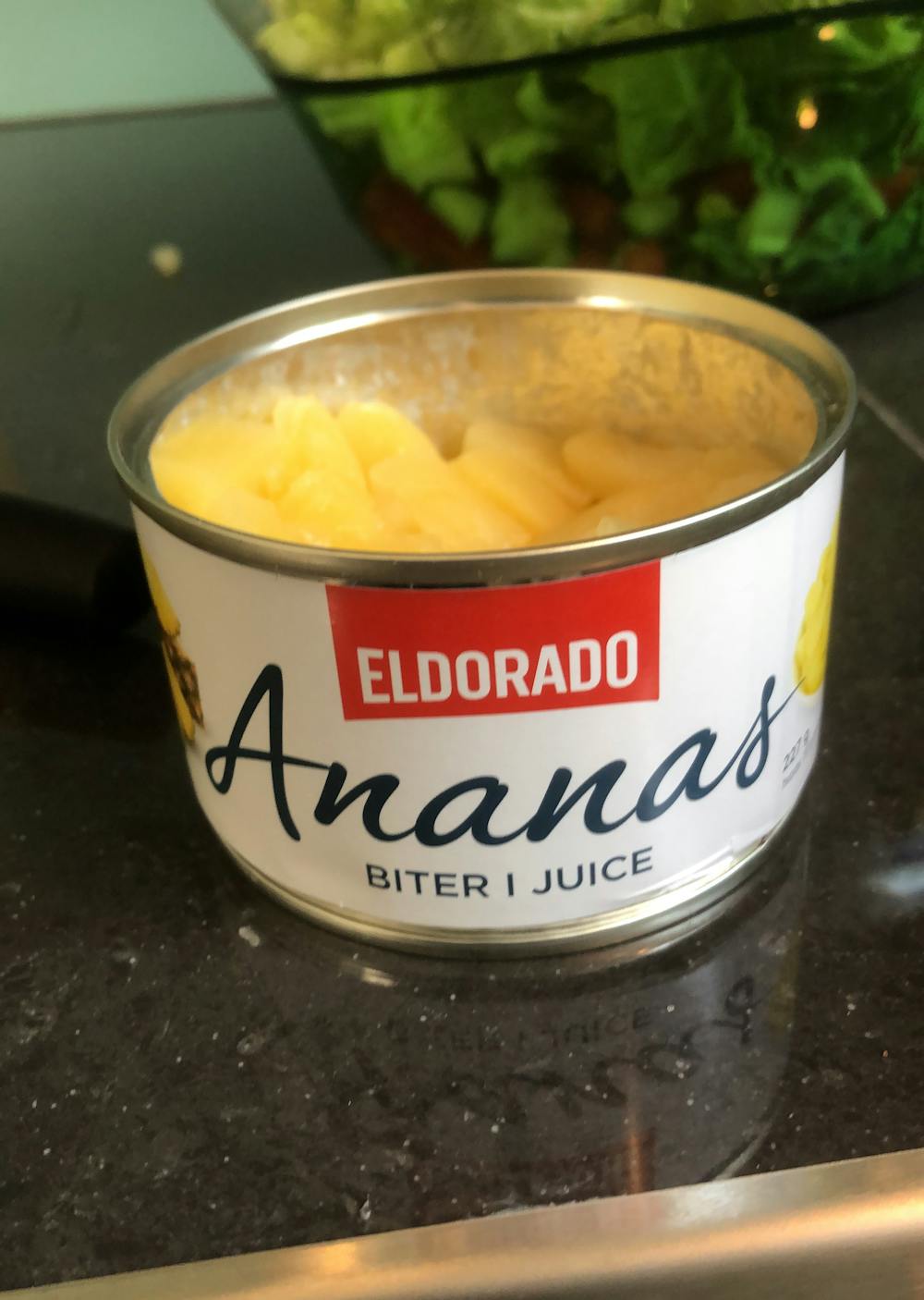 Ananasbiter i juice, Eldorado