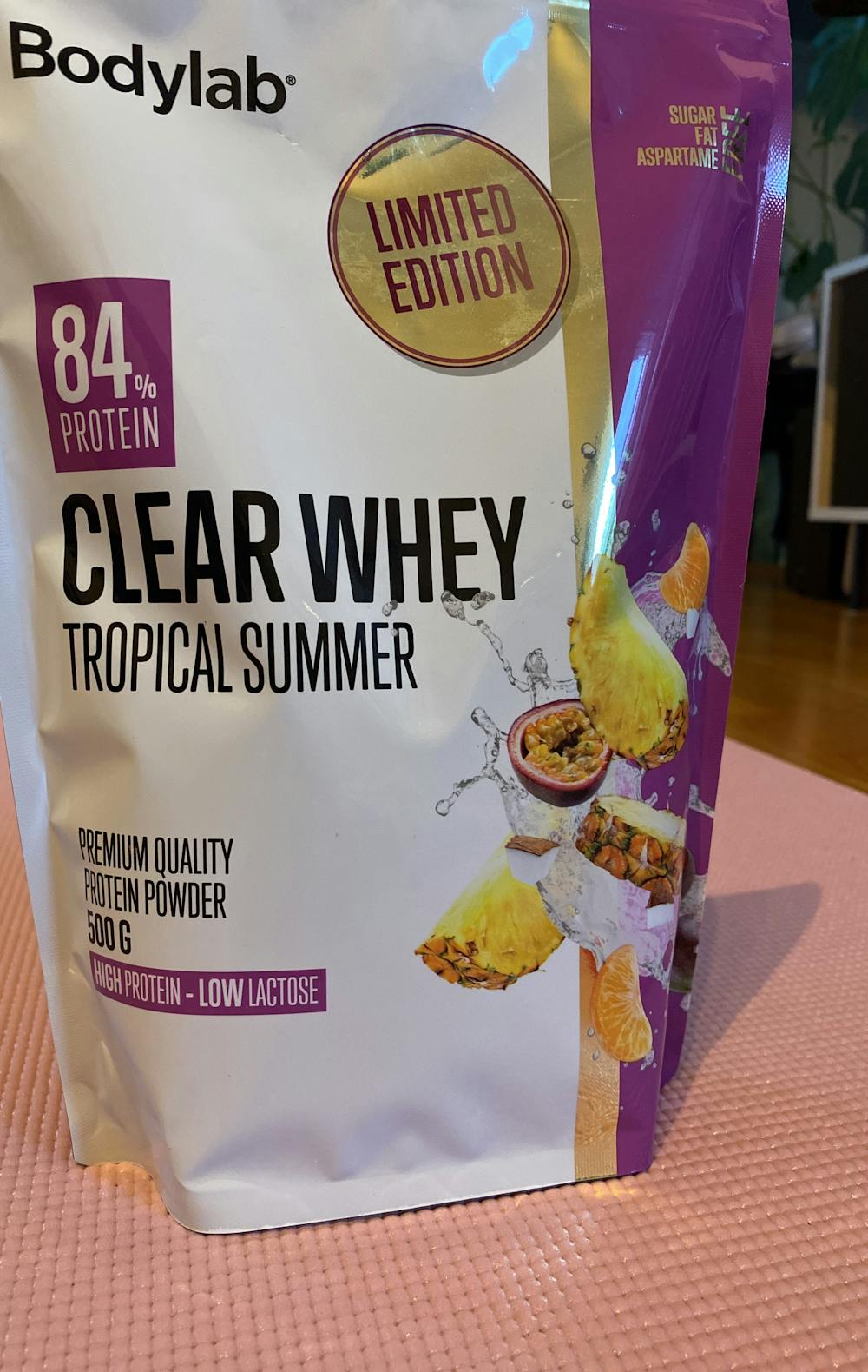 Clear whey, tropical summer, Bodylab
